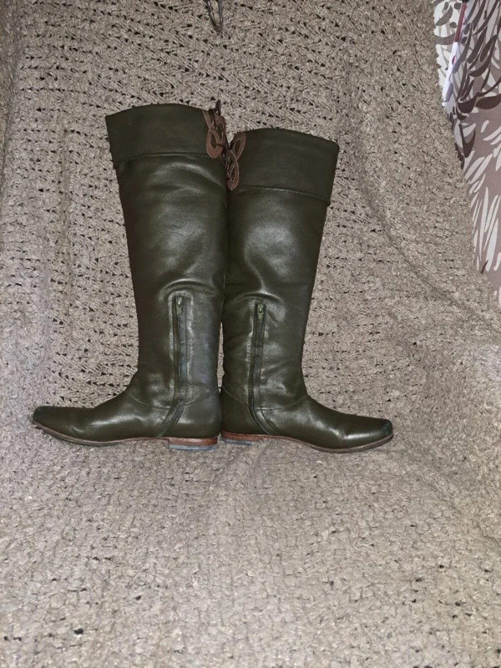 JOHN FLUEVOG-Over Knee-DK Green/Brown Leather-Zip-Pirate Style-Sz 6.5-Excellent
